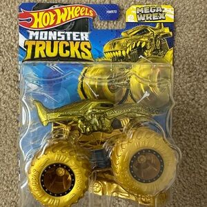 Hot Wheels Monster Truck GOLD Mega Wrex with crushed car #HWR70 Super Rare